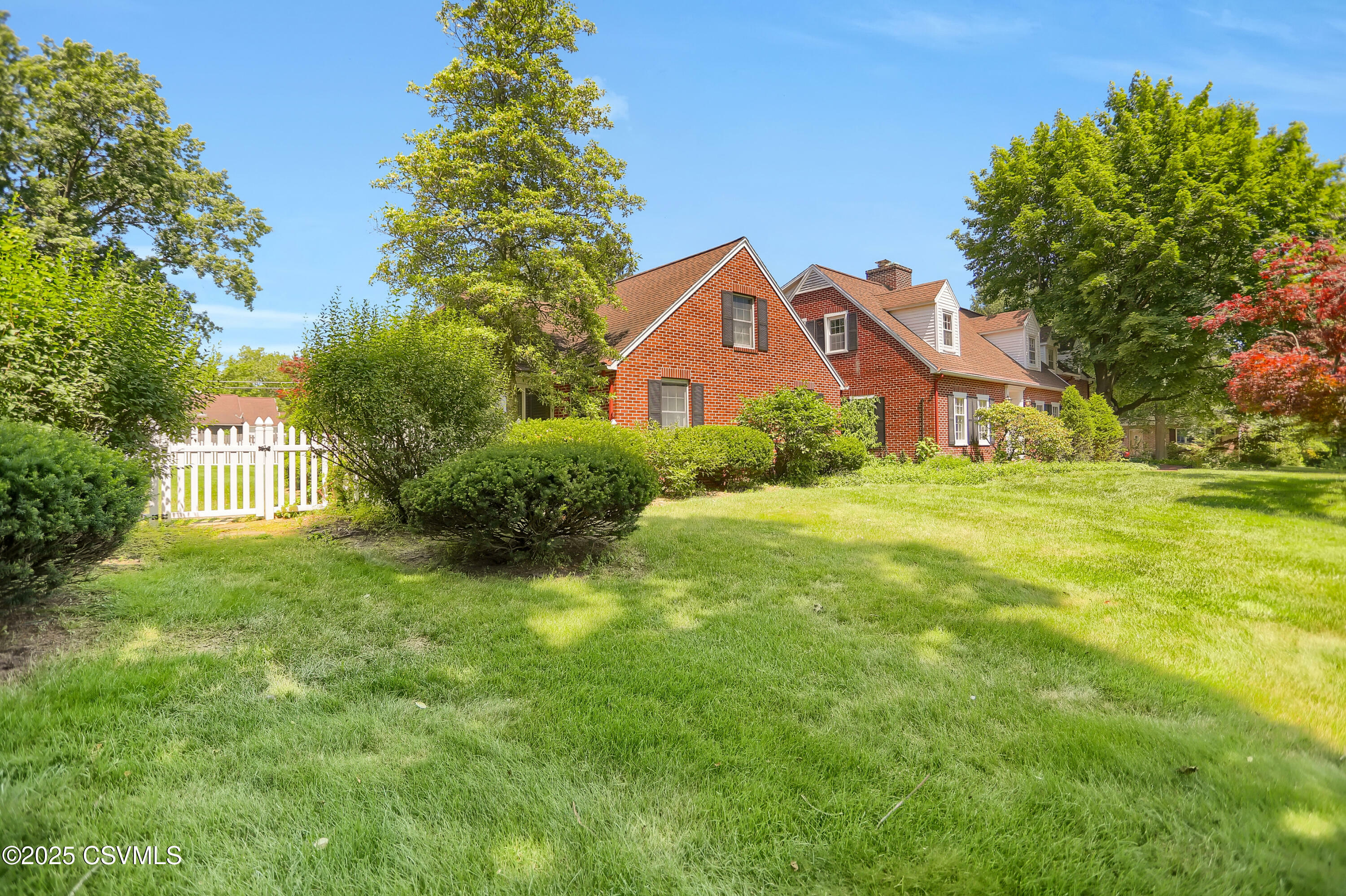 Property Photo:  612 Stein Lane  PA 17837 