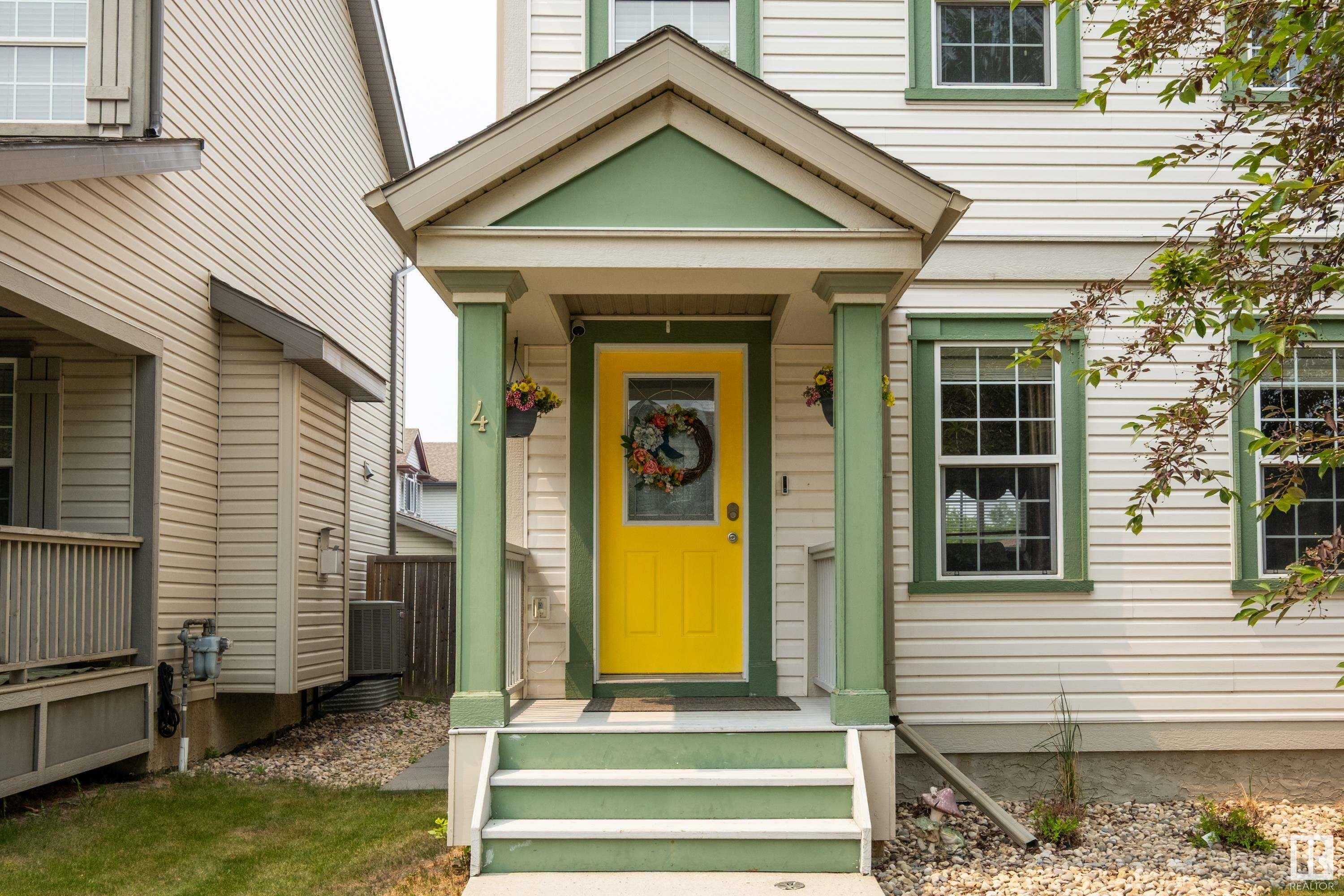 Property Photo: 4 Summerland Way AB T8H 2P2