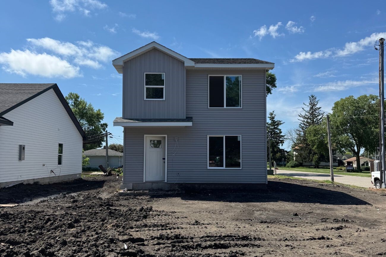 Property Photo: 108 3rd Avenue IA 50244