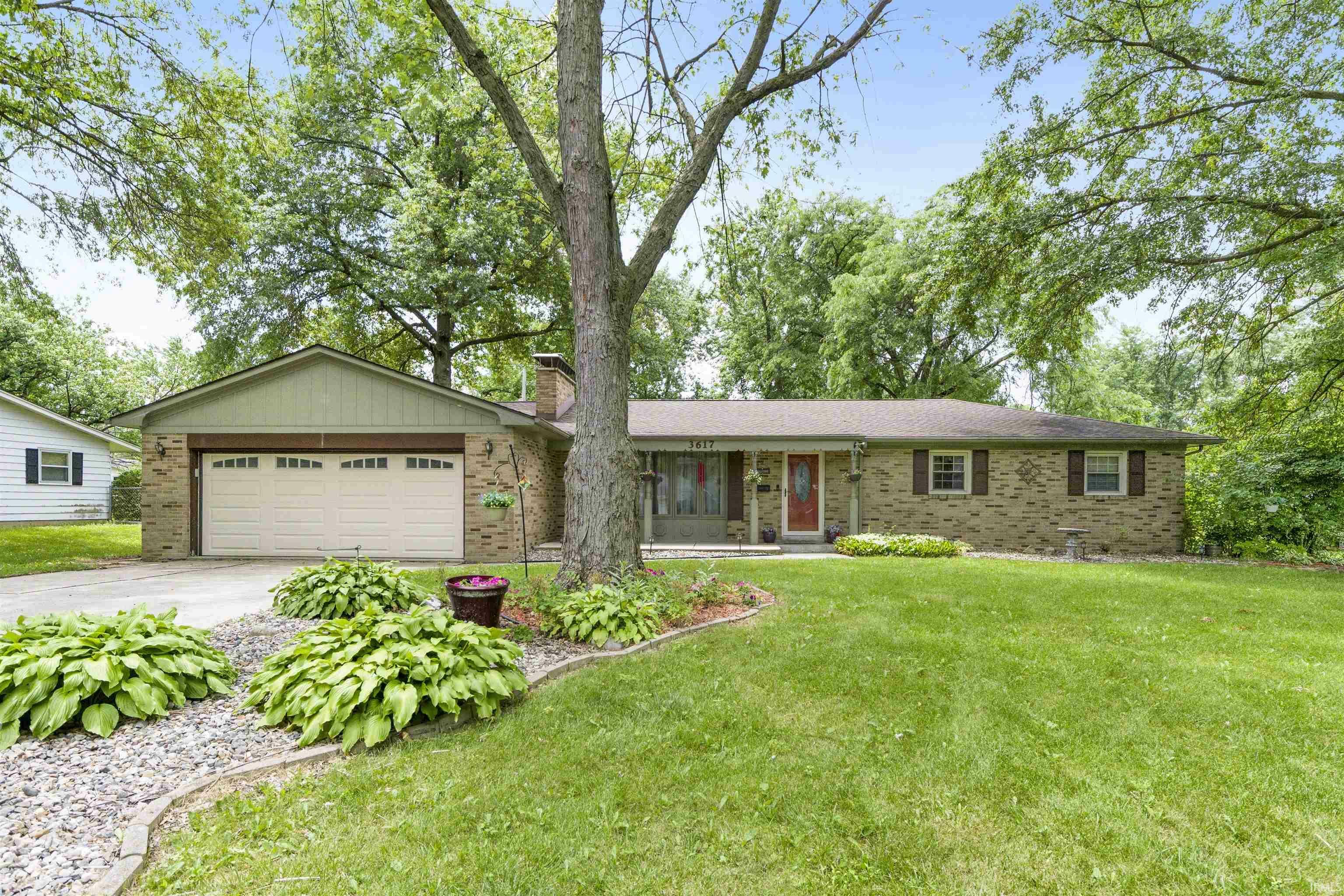 Property Photo: 3617 Kirkfield Drive IN 46815-5975