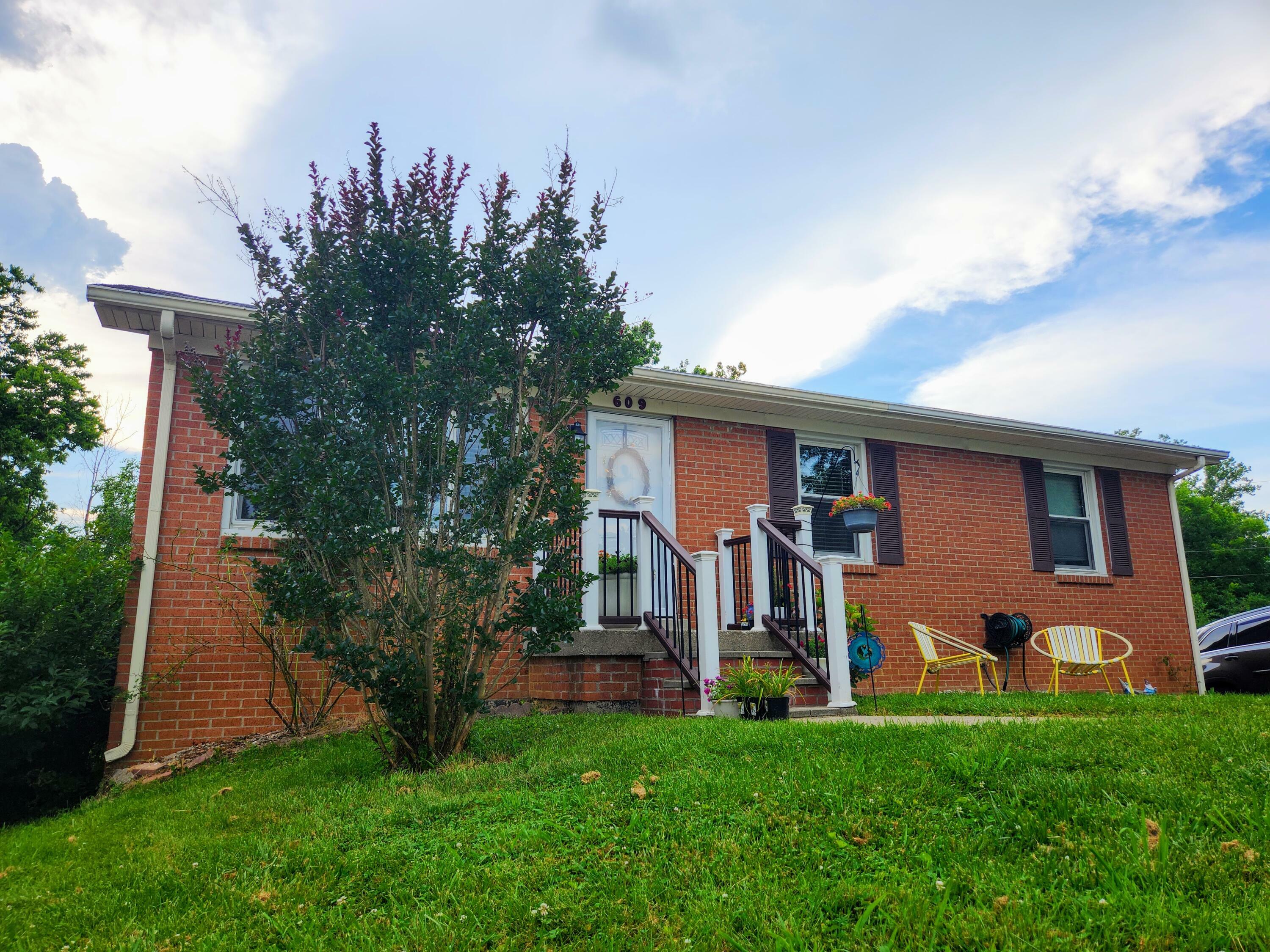 609 Easthills Court  Lexington KY 40517 photo