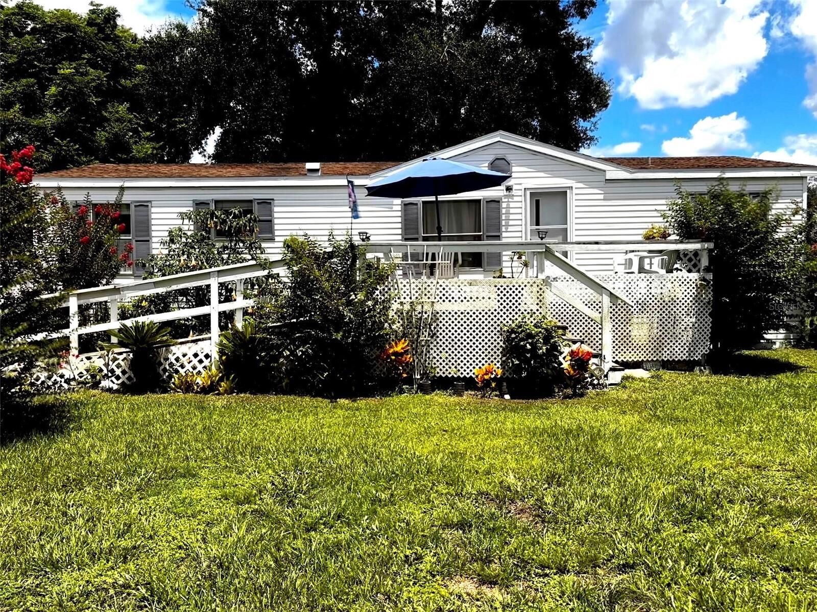 Property Photo: 4904 Garden Street FL 33541