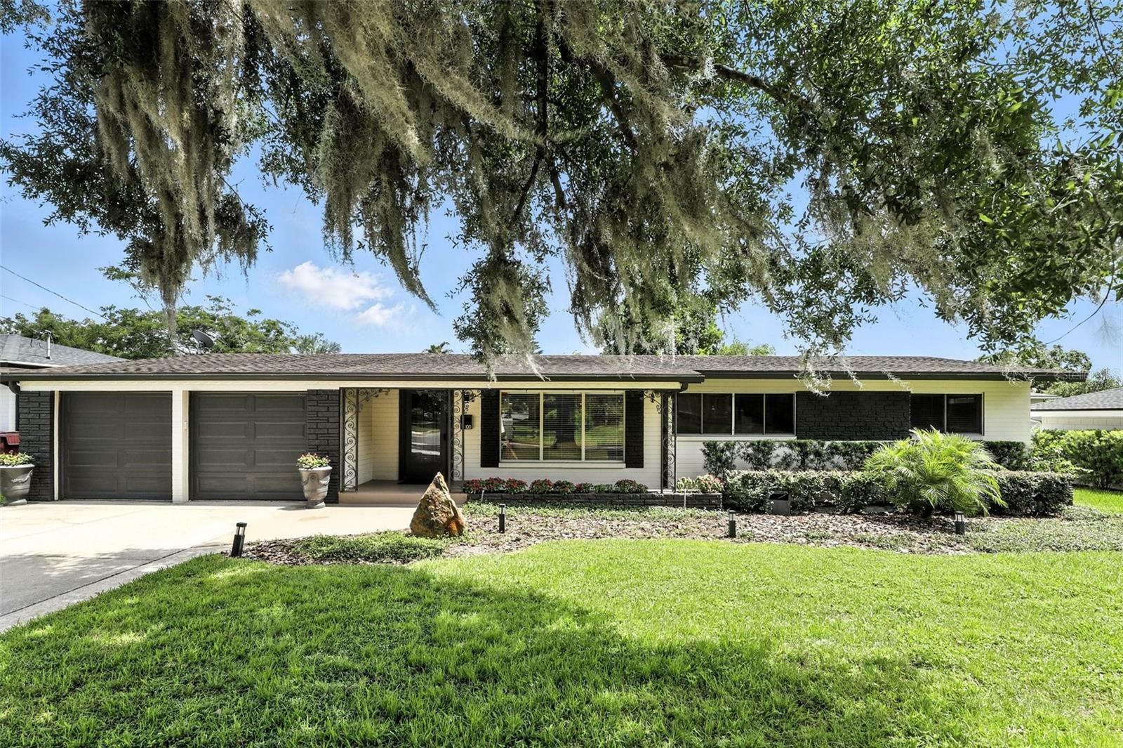 Property Photo:  100 W New Hampshire Street  FL 32804 