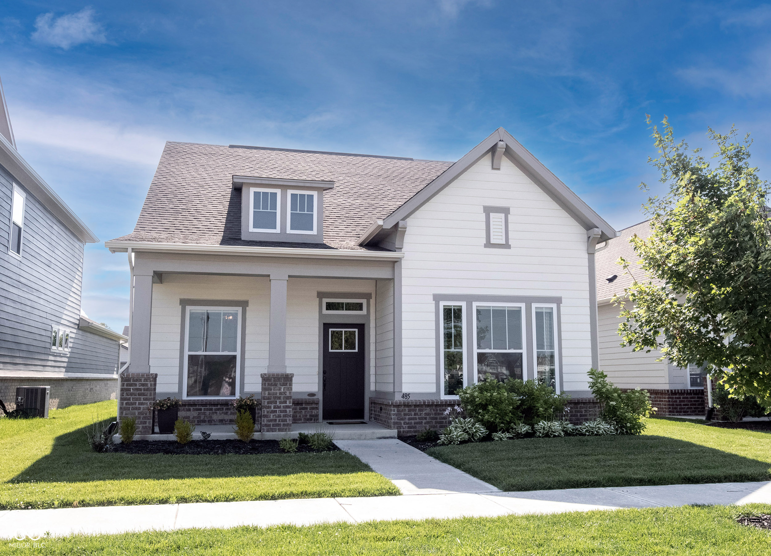 Property Photo:  485 Washington Street  IN 46040 