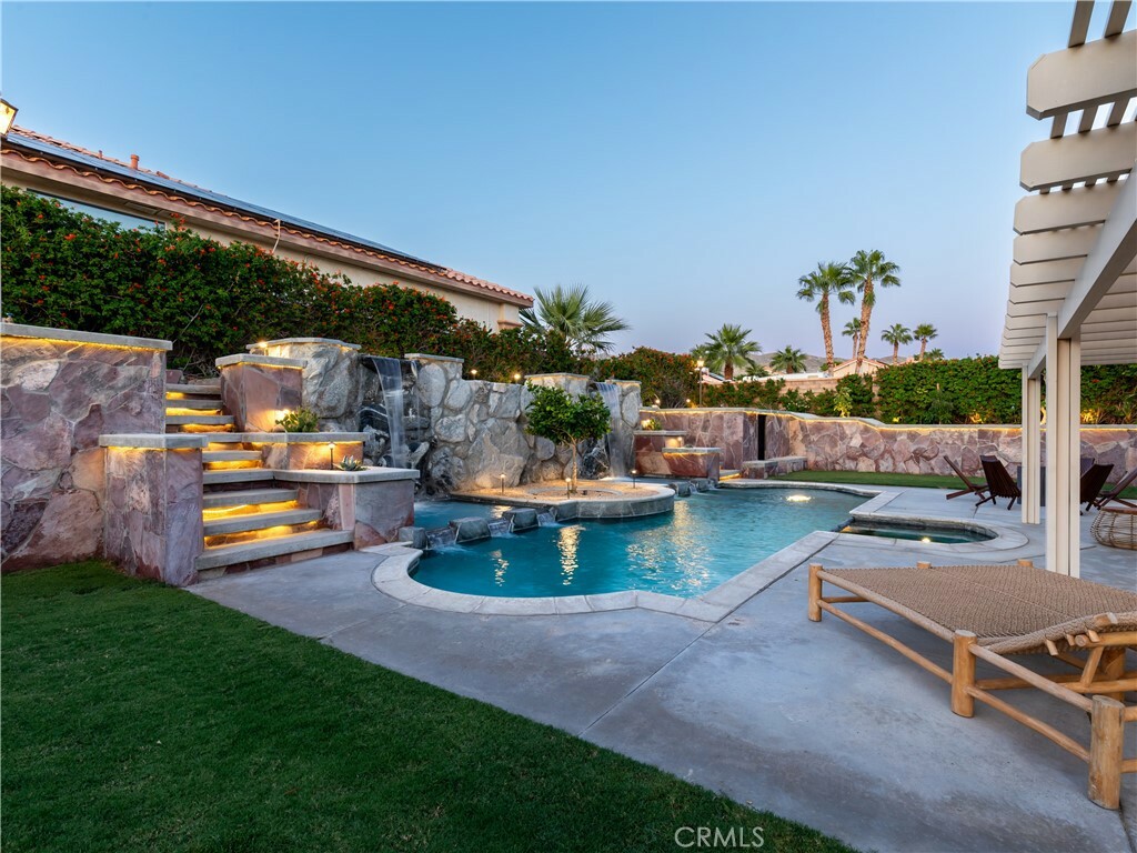 Property Photo: 65800 Avenida Ladera CA 92240