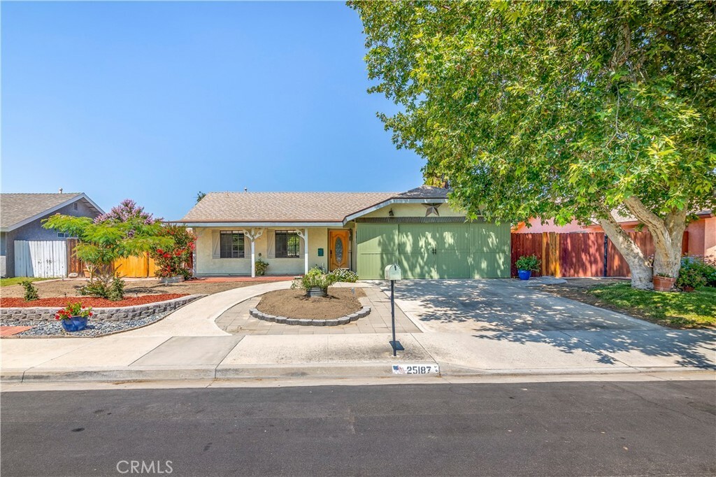 Property Photo: 25187 Lincoln Avenue CA 92544