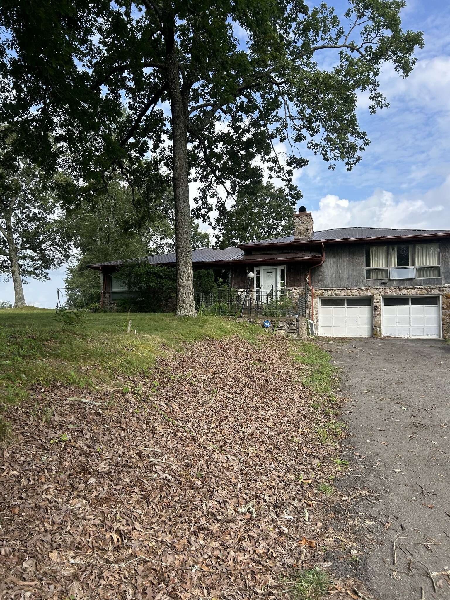Property Photo: 612 Old Florence Pulaski Rd TN 38468