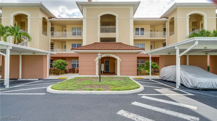 Property Photo:  1133 Van Loon Commons Circle 202  FL 33909 