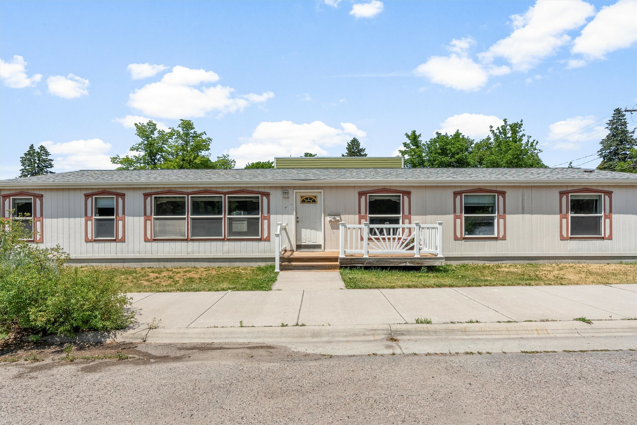 Property Photo: 838 Locust Street MT 59802