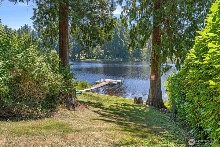 Property Photo:  17972  West Spring Lake Drive SE  WA 98058 