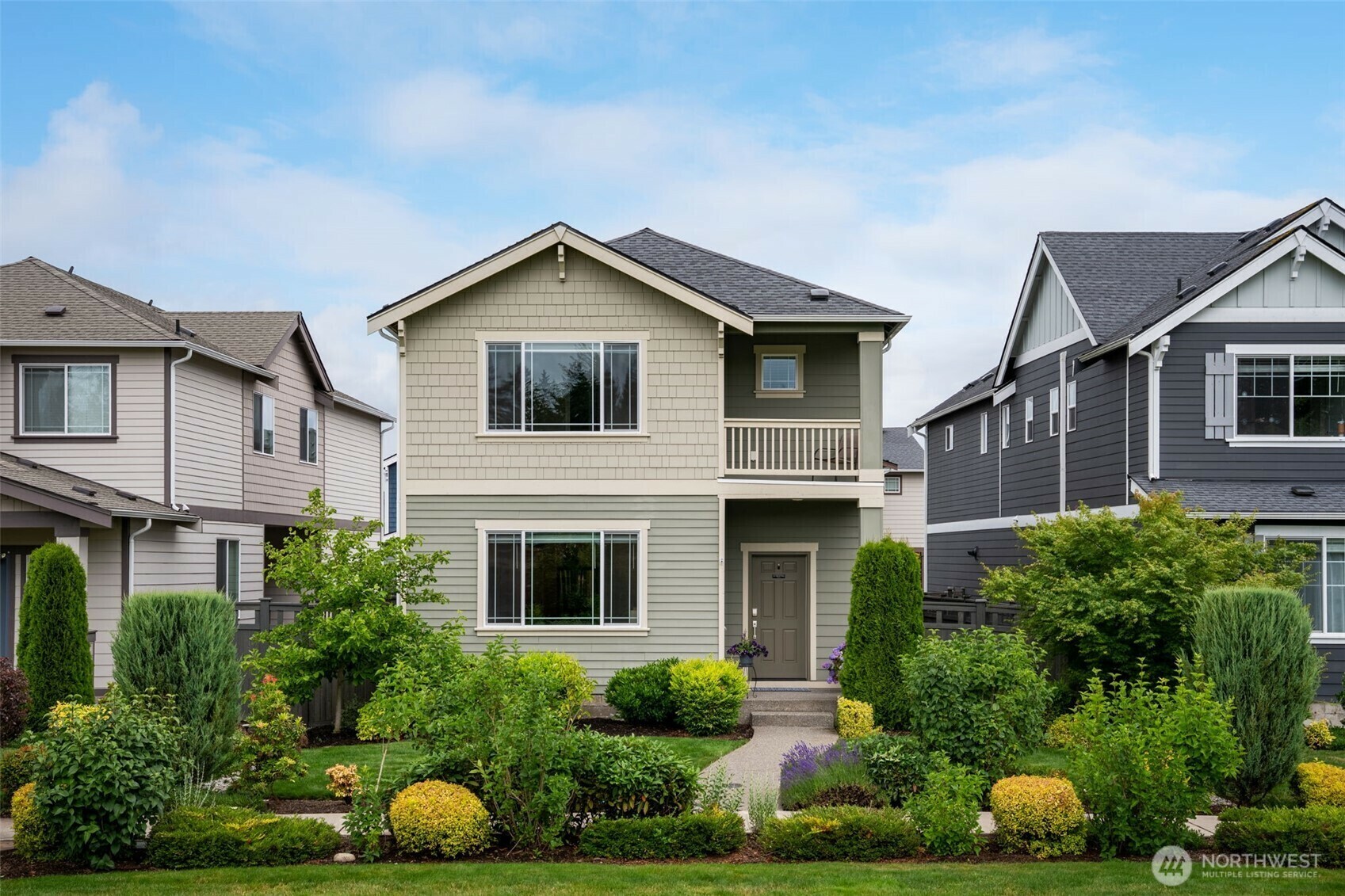 Property Photo:  32828 SE Cottonwood Street  WA 98010 
