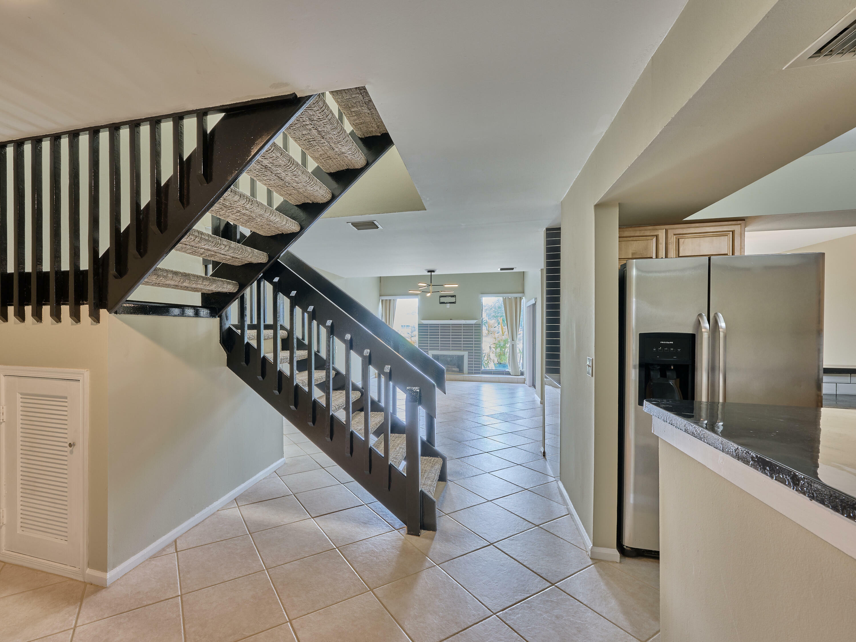 Property Photo: 6040 Glendale Drive FL 33433