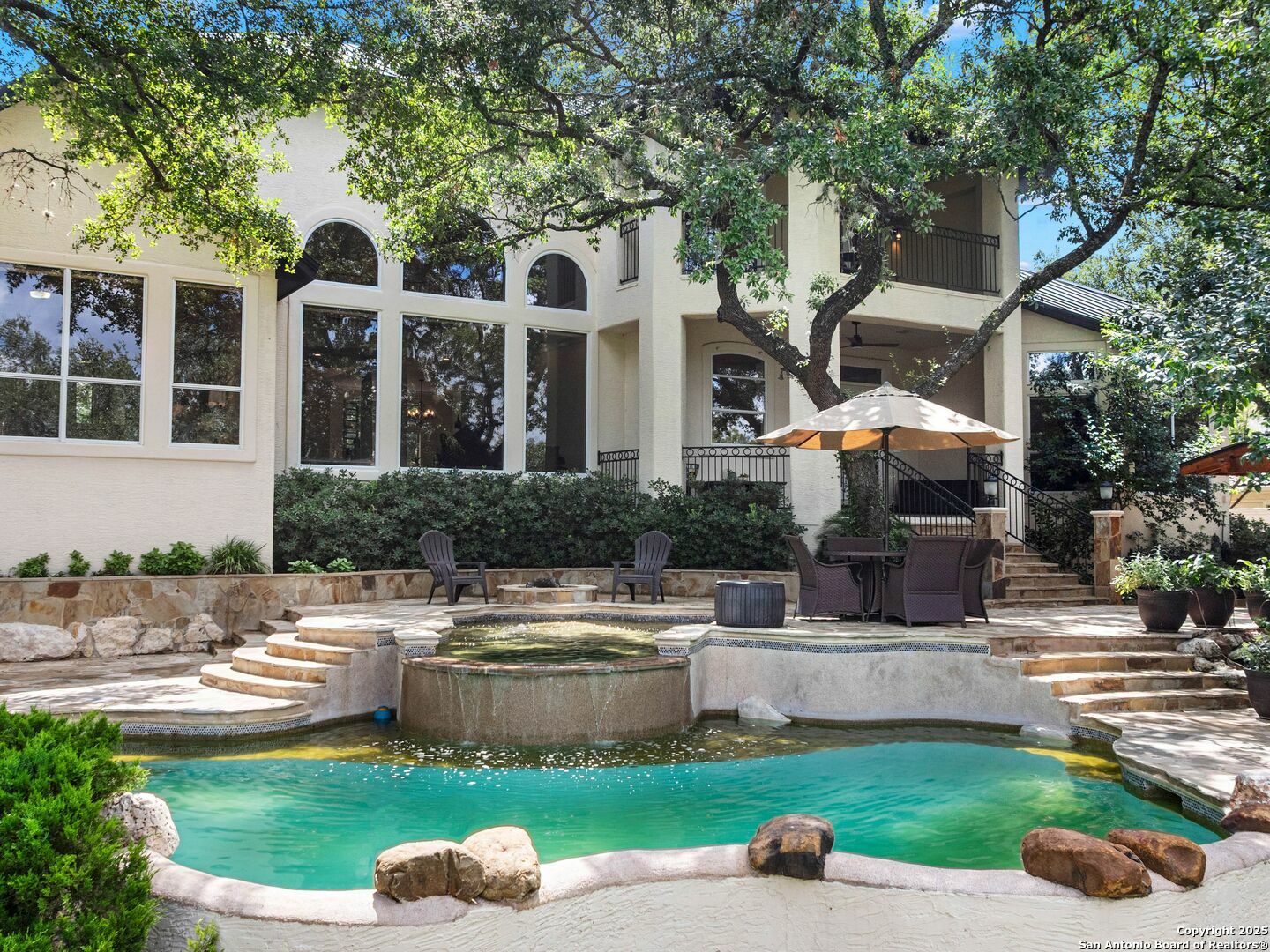 Property Photo: 40 Eton Green TX 78257