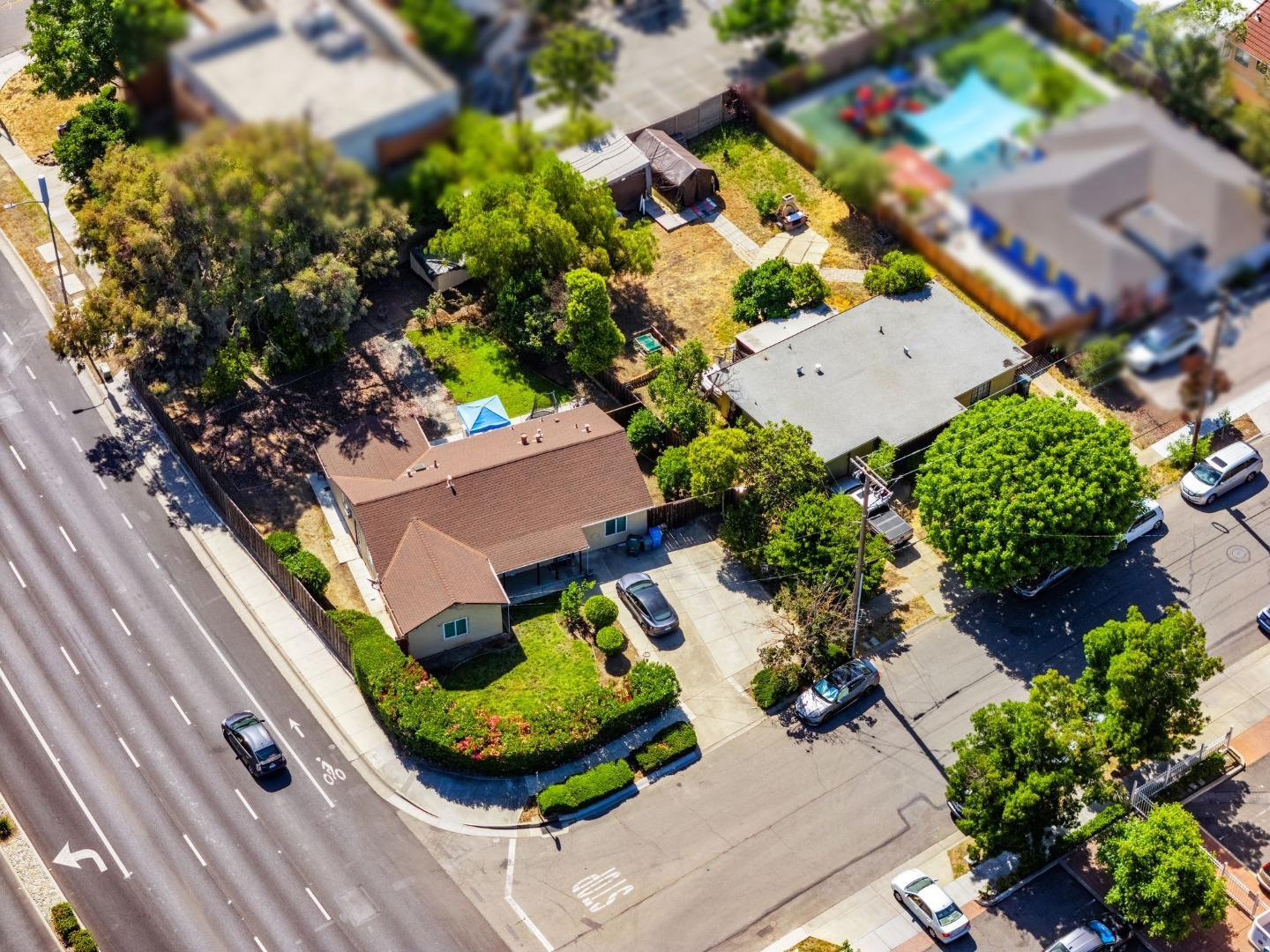 Property Photo:  10024 Bret Avenue  CA 95014 