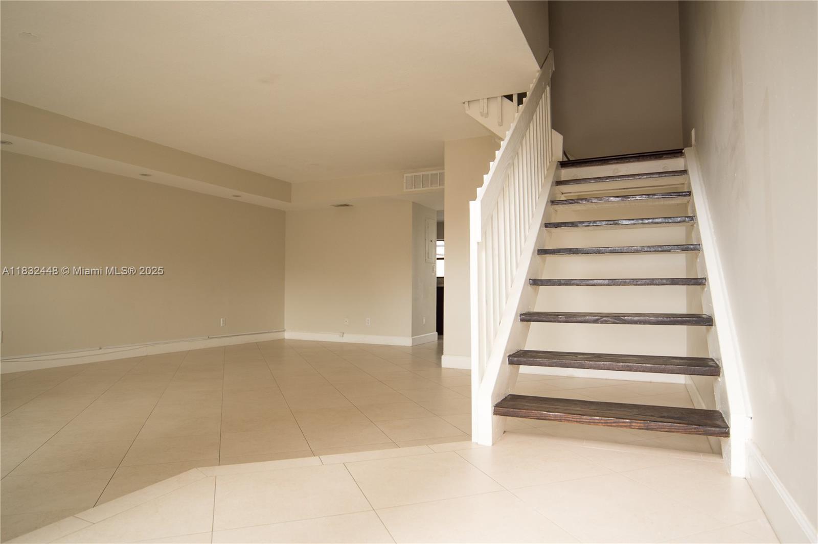 Property Photo: 1239 NW 122nd Ter FL 33026