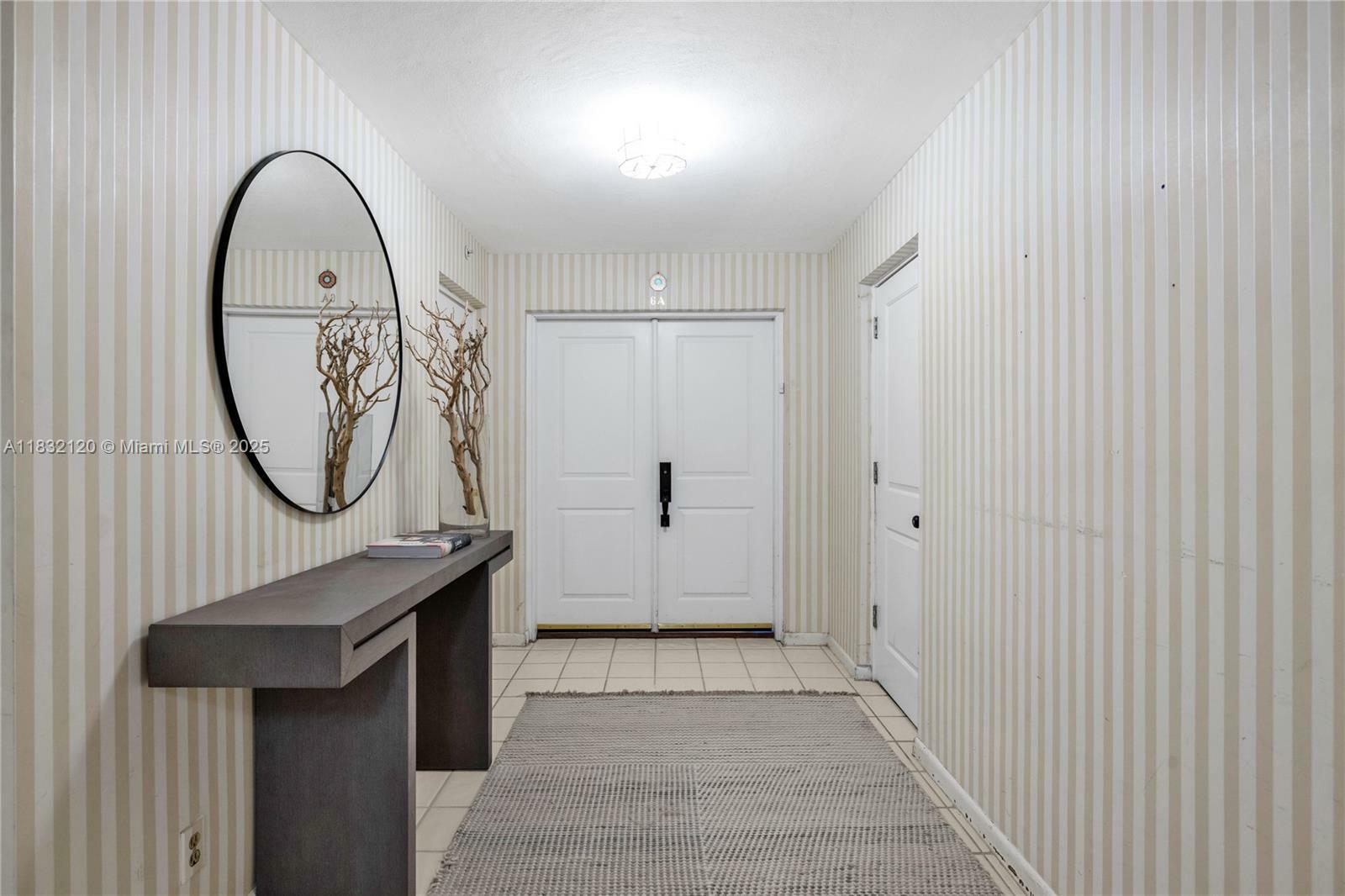 Property Photo:  615 Ocean Dr 6A  FL 33149 