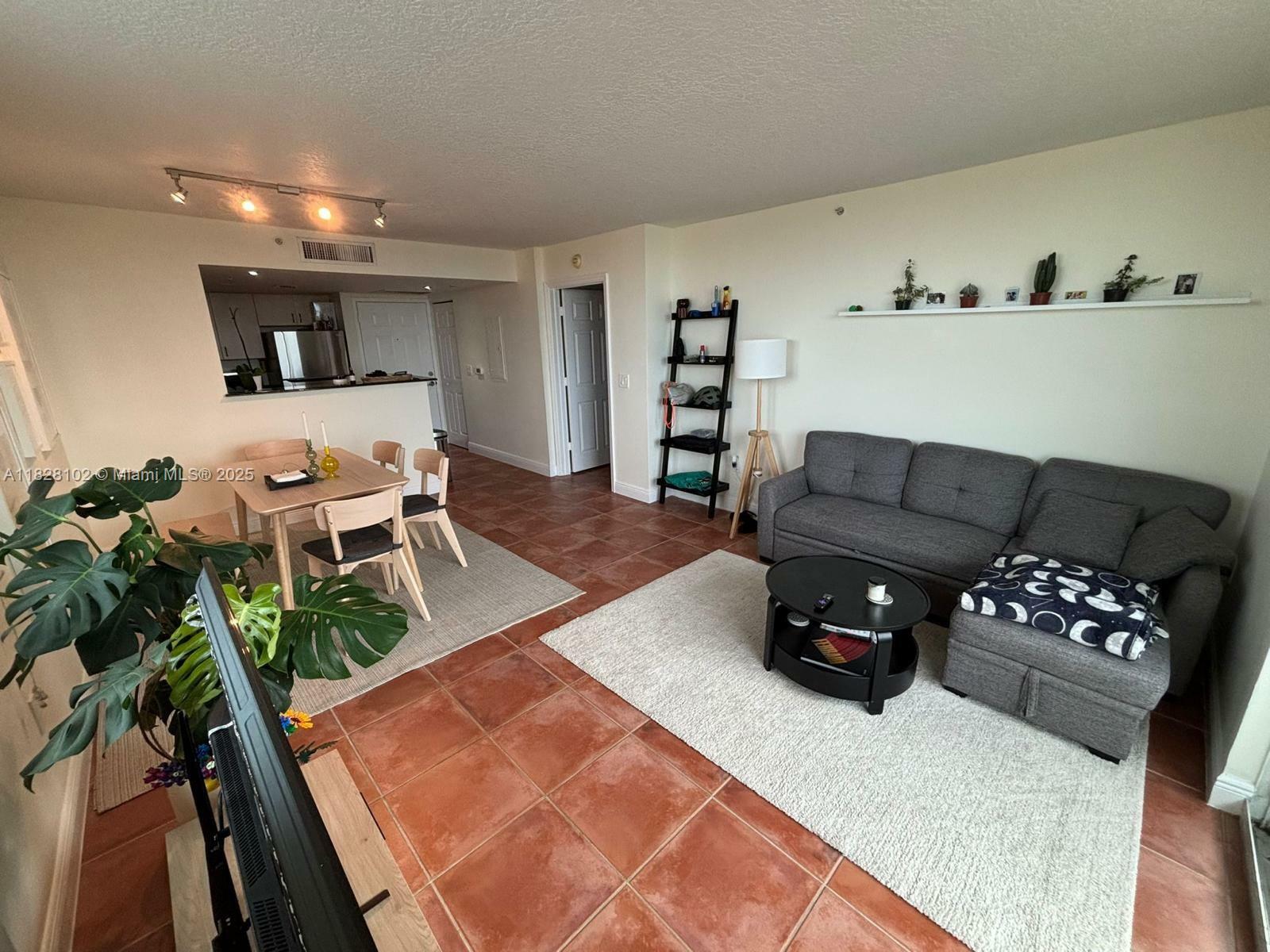 Property Photo: 3000 Coral Wy 621 FL 33145