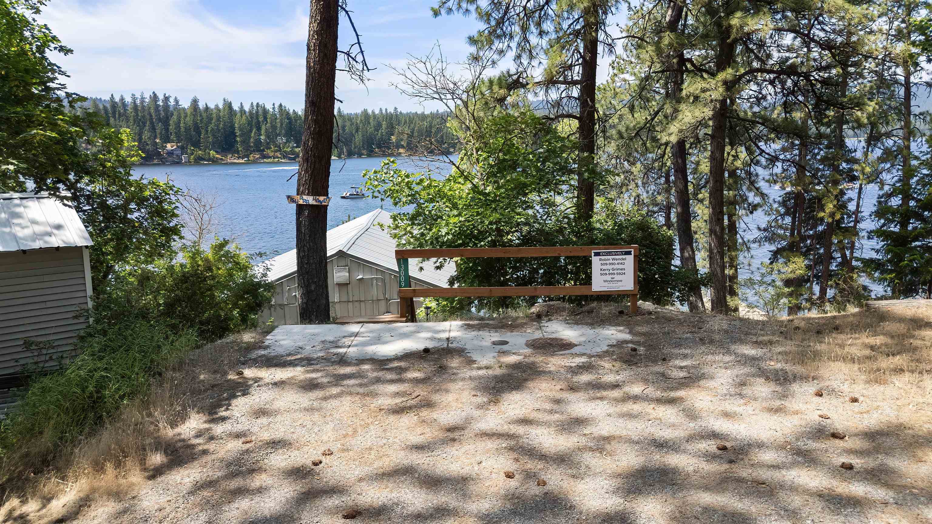 Property Photo: 13009 N East Newman Lake Dr WA 99025