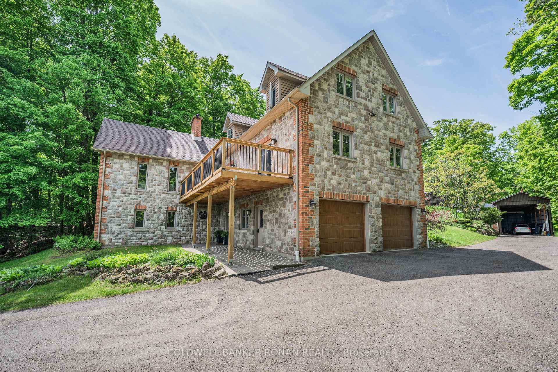 Property Photo:  38 Big Tree Circle  ON L0M 1M0 