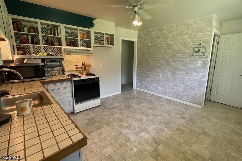 Property Photo: 520 County Road 579 NJ 08551