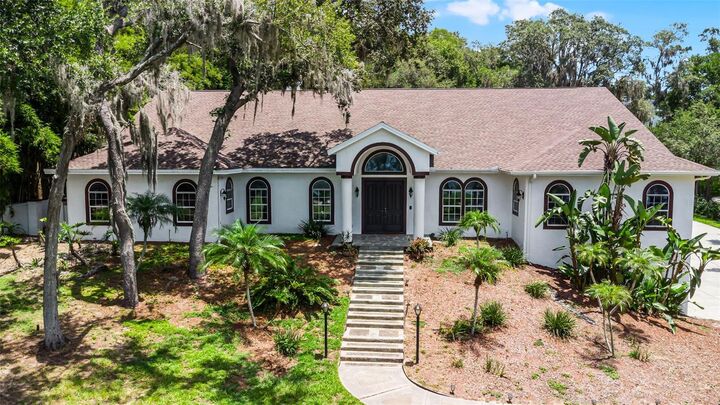 Property Photo: 16400 Lakeshore Drive FL 34715