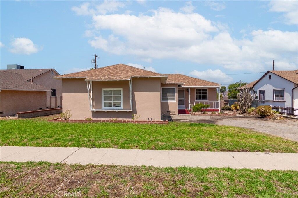 Property Photo:  10935 Nassau Avenue  CA 91040 