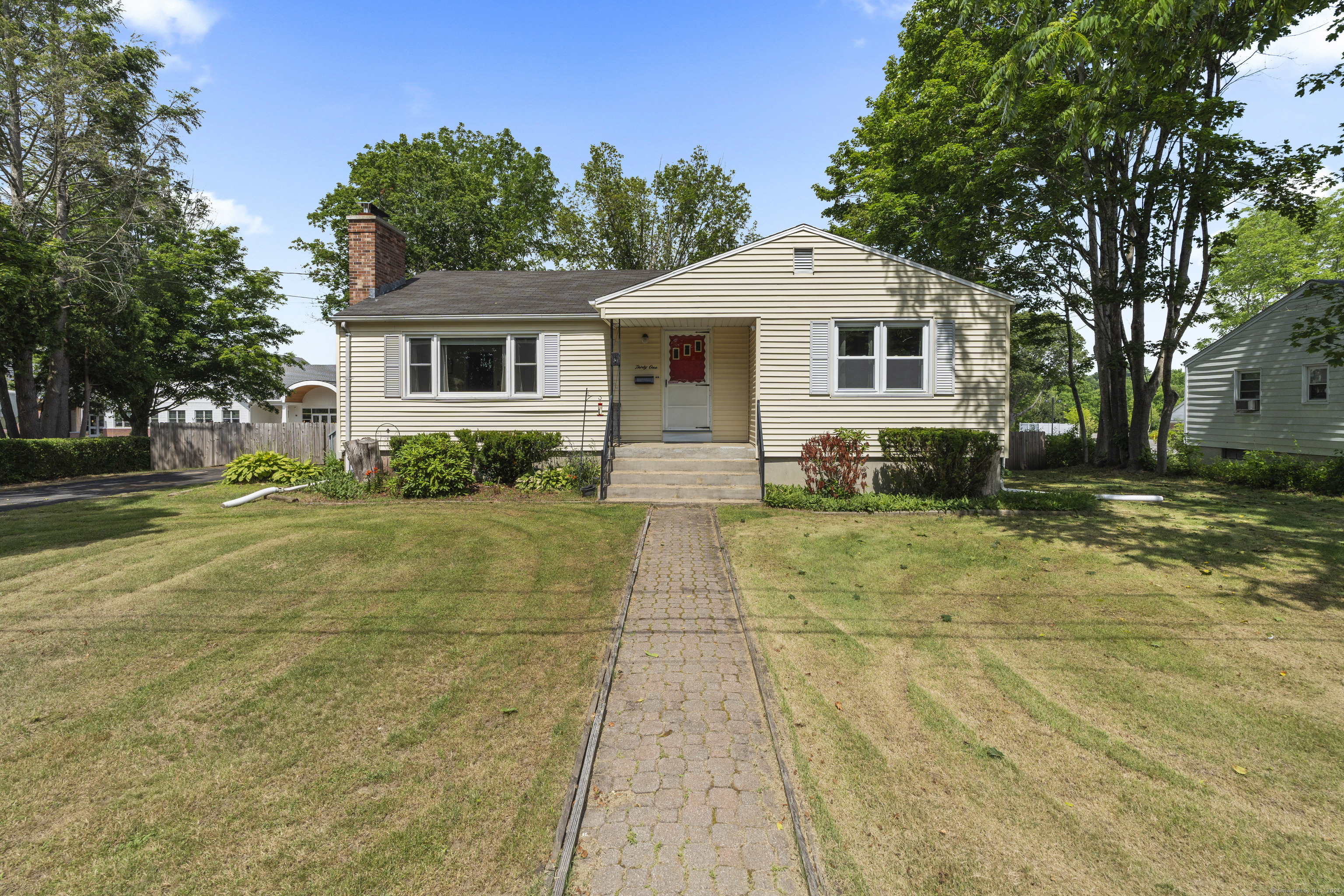 Property Photo:  31 Louis Lane  CT 06415 