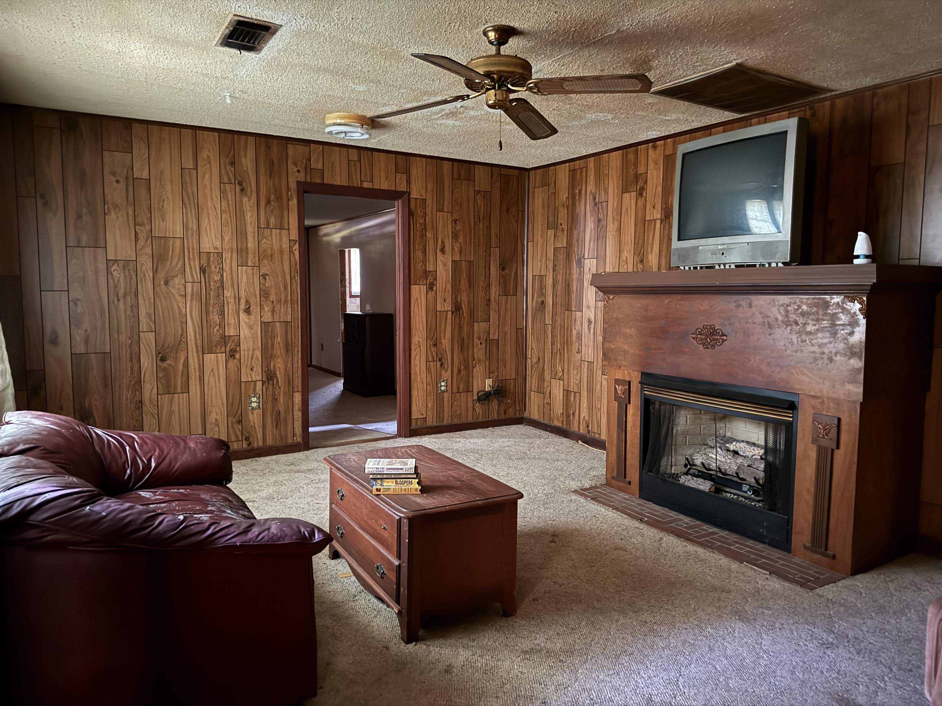 Property Photo:  502 SE Miller  AR 72433 