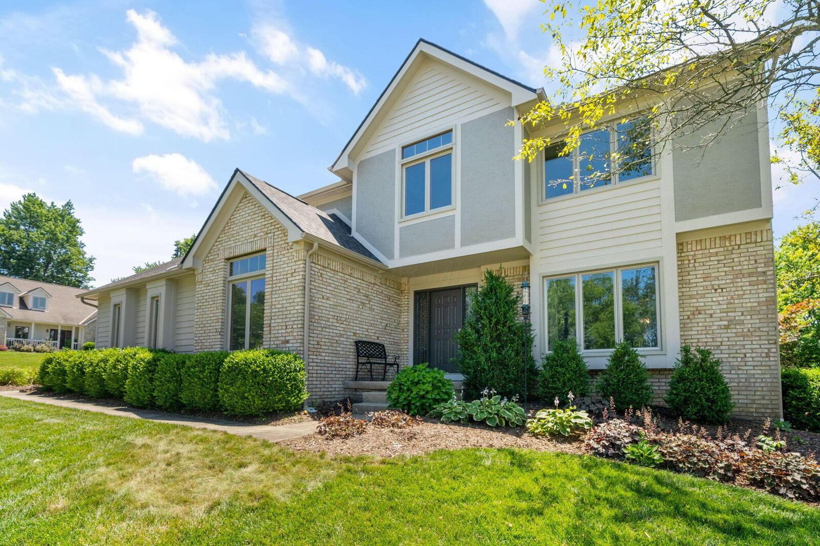 Property Photo: 685 Stag Place OH 43230