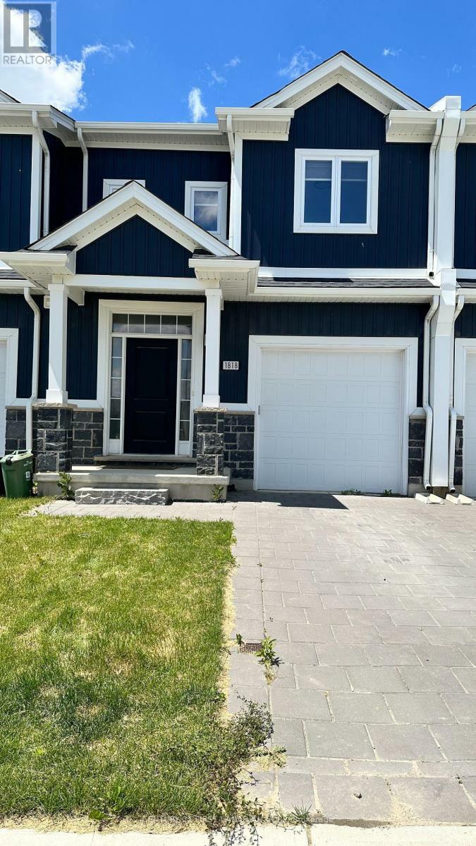 Property Photo:  1818 Finley Crescent  ON N6G 0W4 
