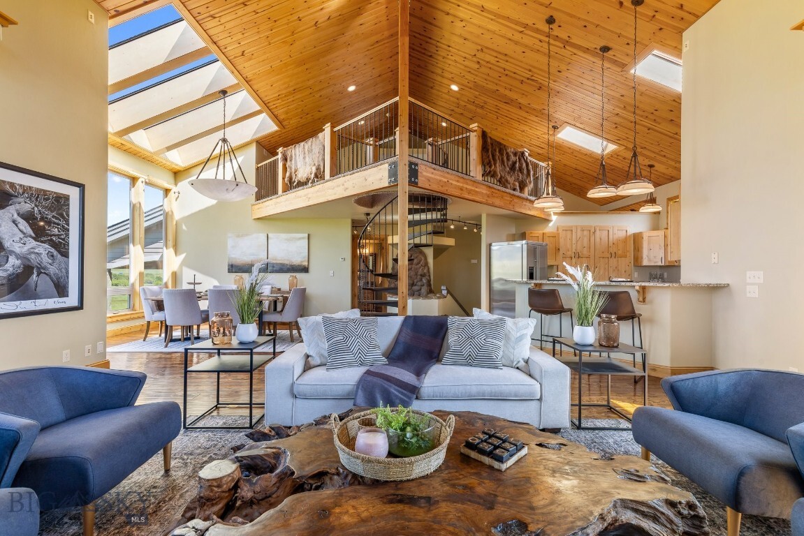 Property Photo: 341 Laurel Ranch Road MT 59715