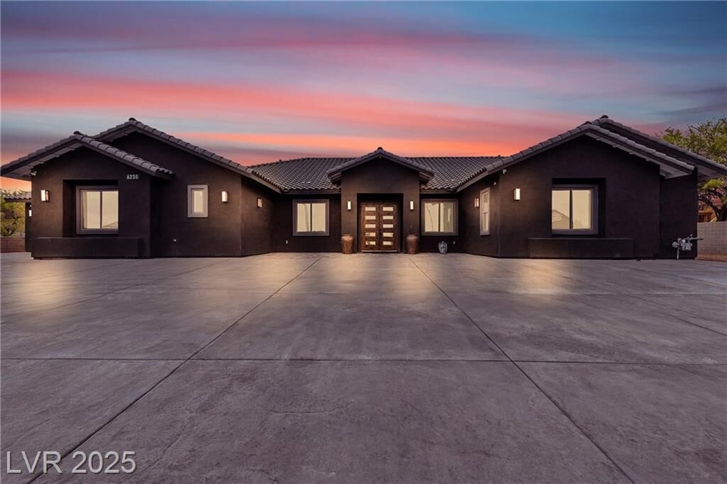 Property Photo:  6235 North Fort Apache Road  NV 89149 