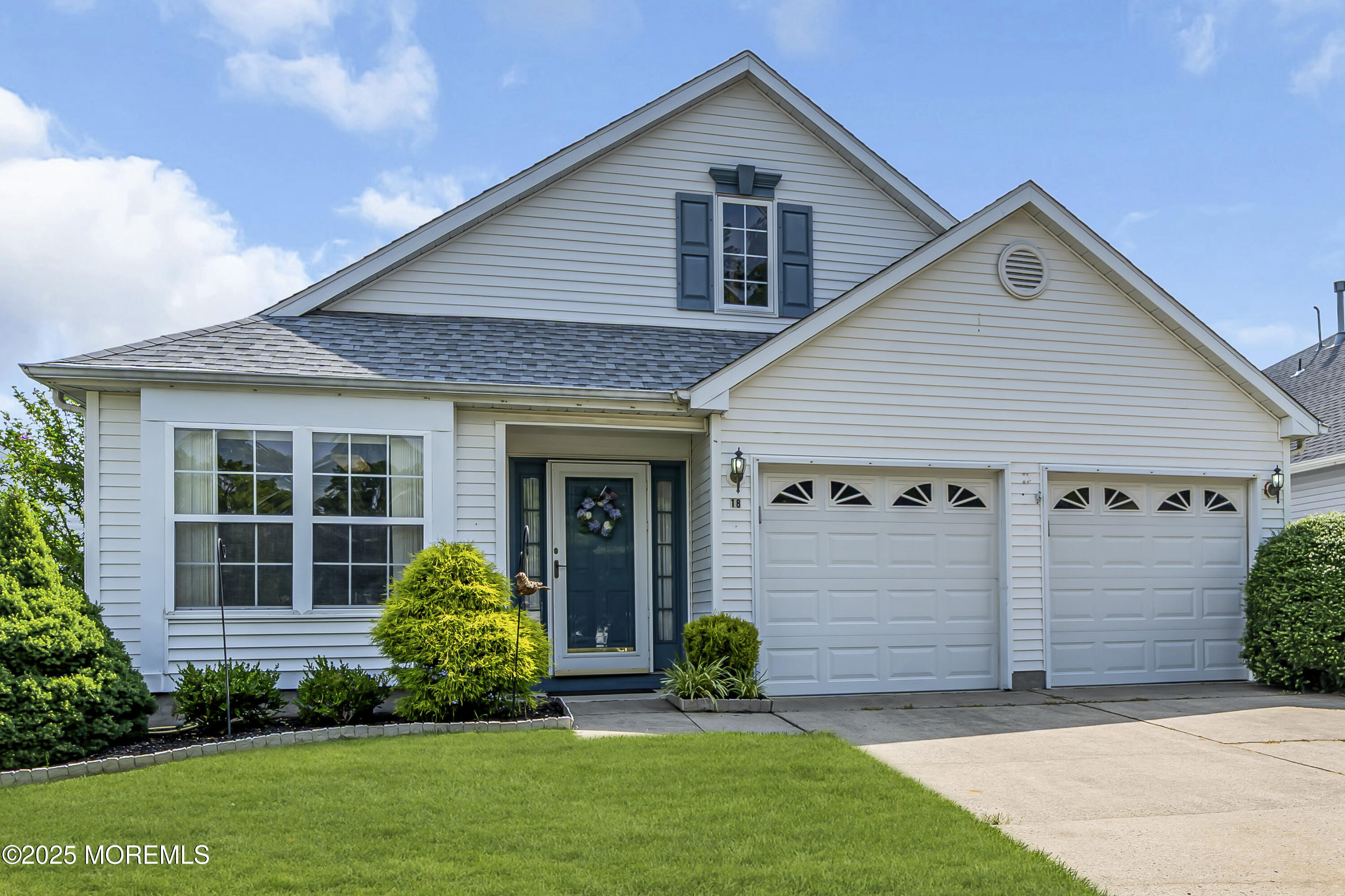 Property Photo: 18 Stewart Court NJ 08527