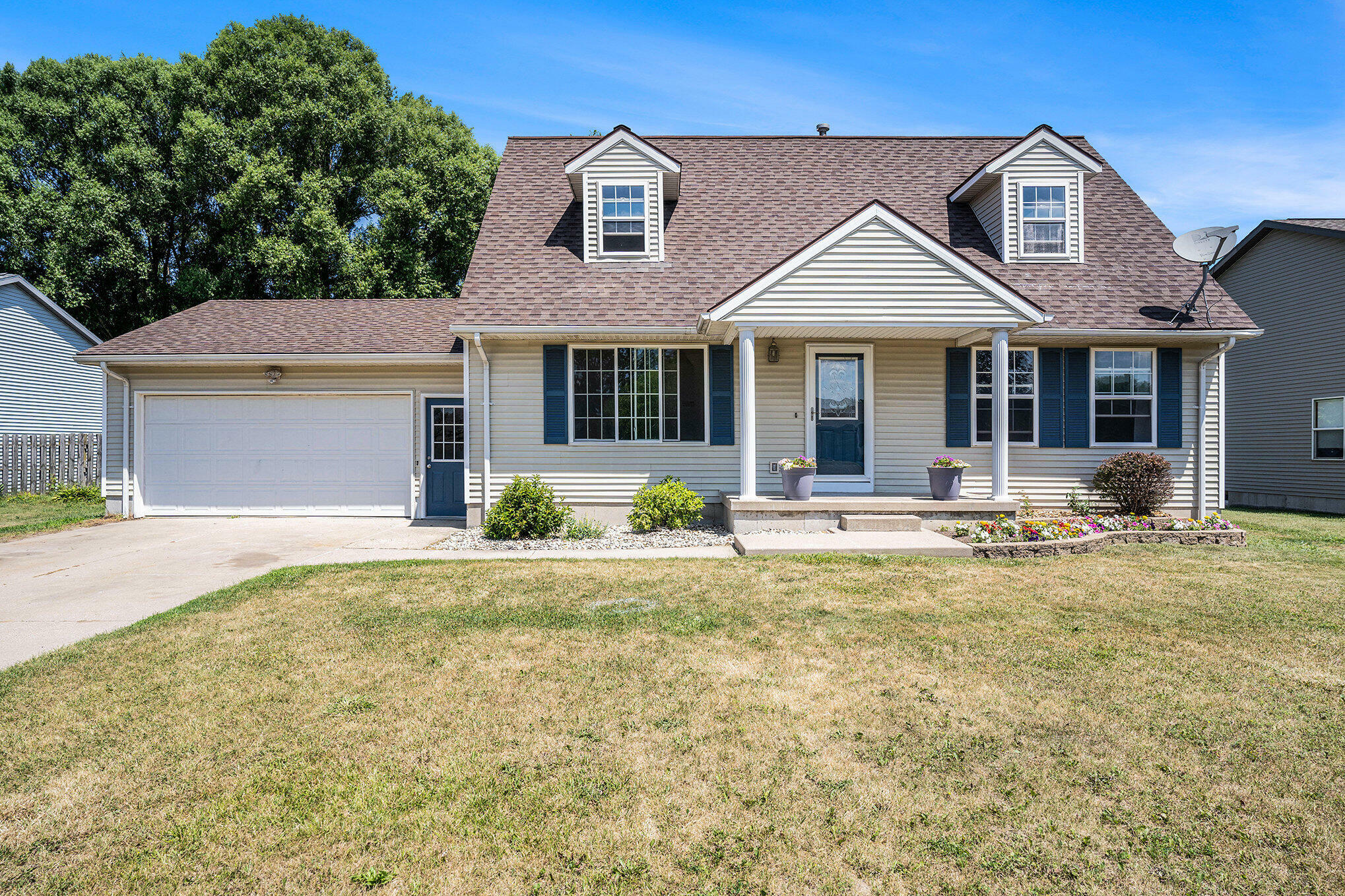 Property Photo:  11764 Deerfield Drive  MI 49451 