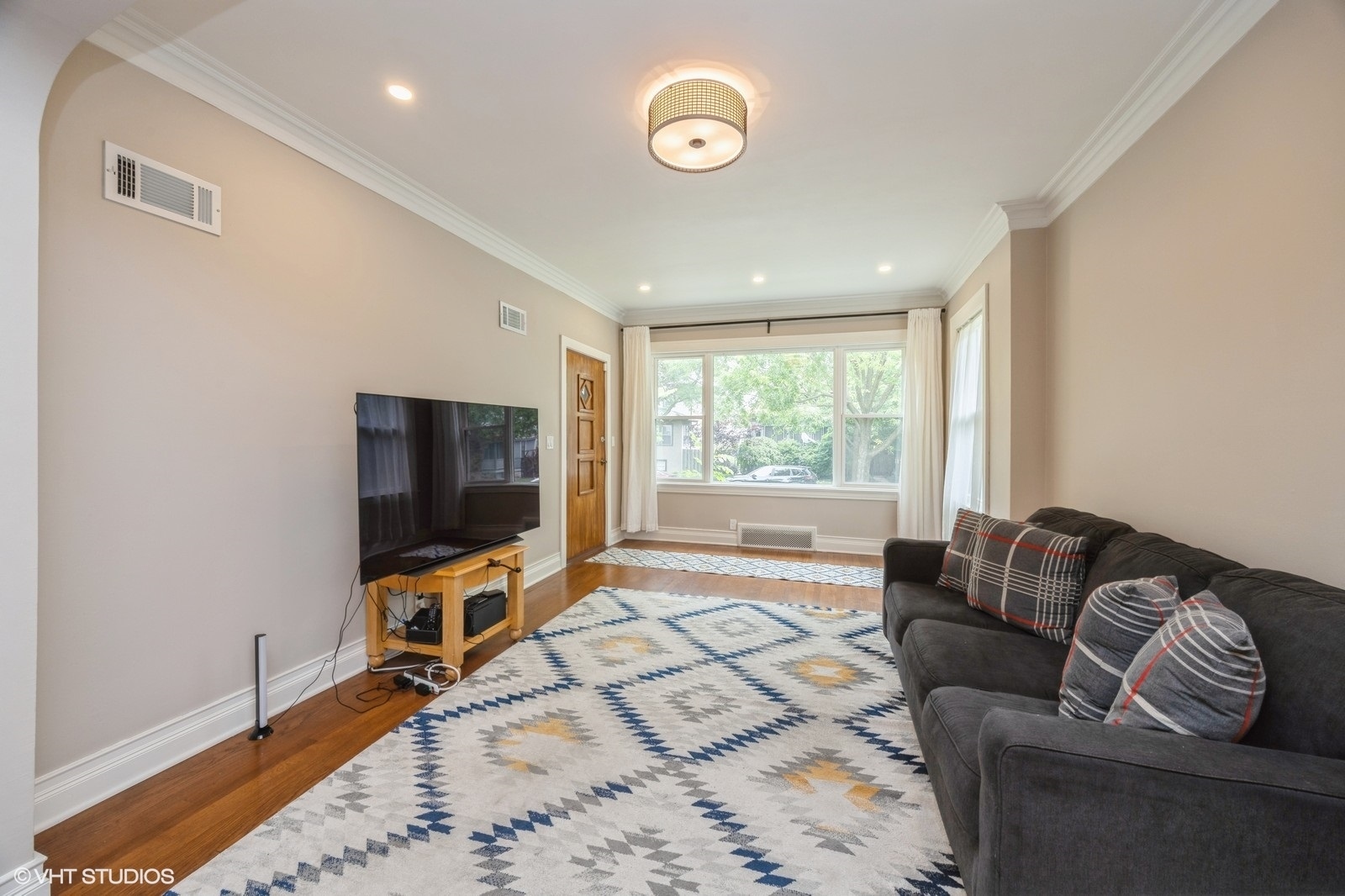 Property Photo: 1019 Lyman Avenue IL 60304