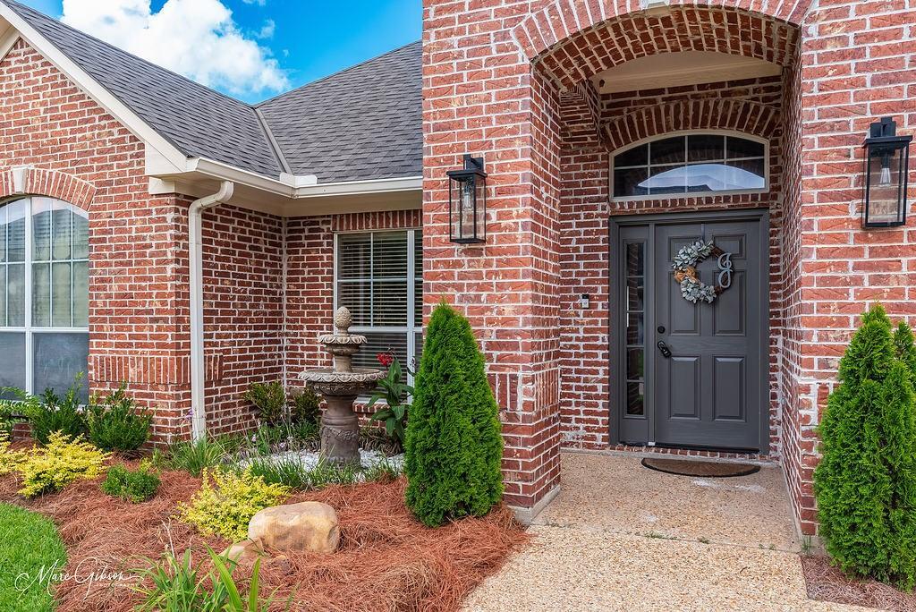 Property Photo: 8062 Captain Mary Miller Drive LA 71115