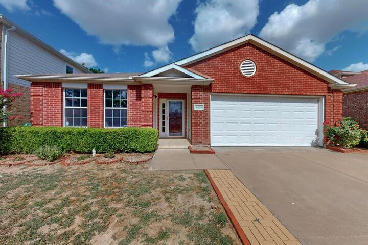 8409 Vicksburg Lane  Fort Worth TX 76123 photo