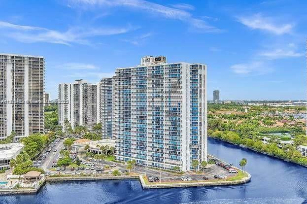 20515 E Country Club Dr 248  Aventura FL 33180 photo