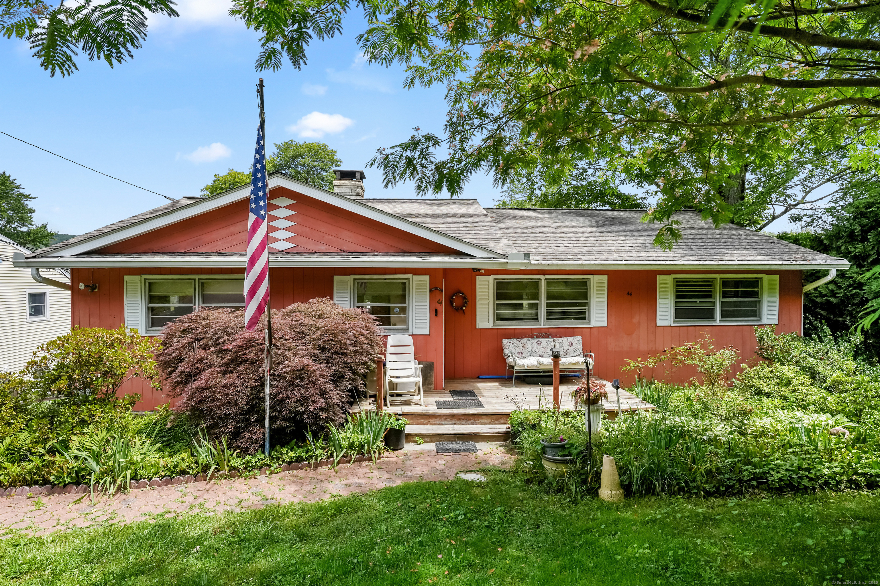 44 North Lake Shore Drive  Brookfield CT 06804 photo