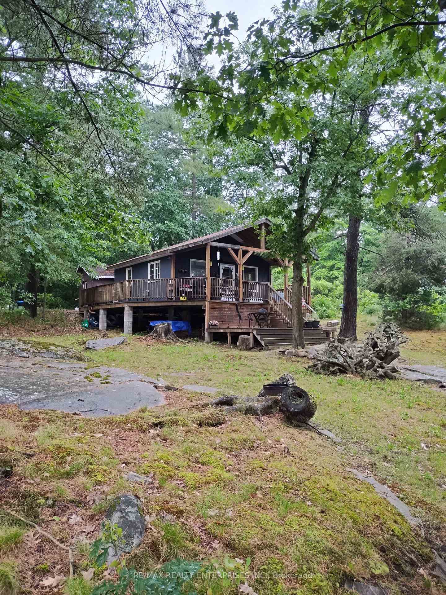 Photo de la propriété:  512 Island 120 Six Mile Lake N/A  ON L0K 1S0 