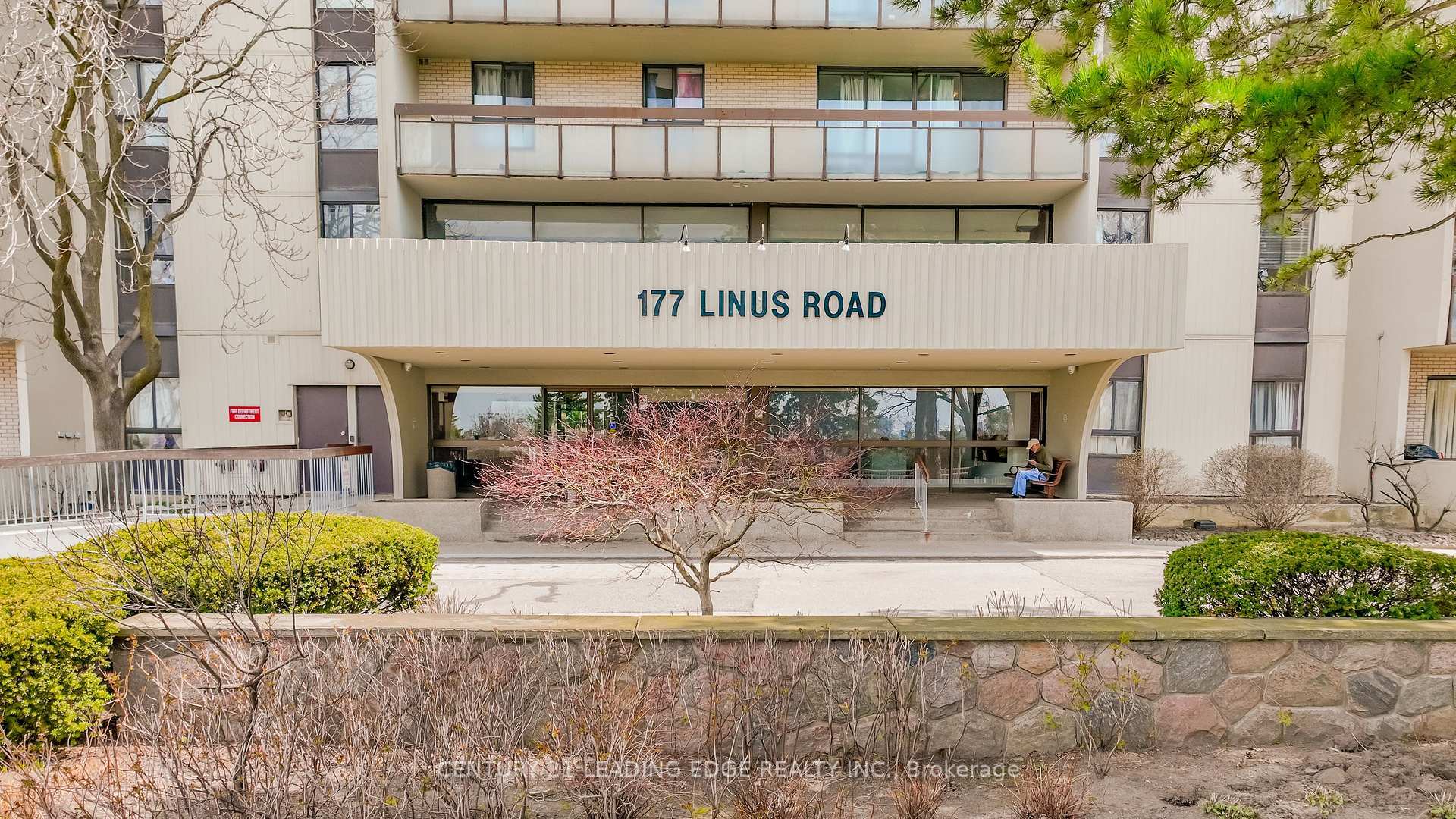 Property Photo: 177 Linus Road 1406 ON M2J 4S5