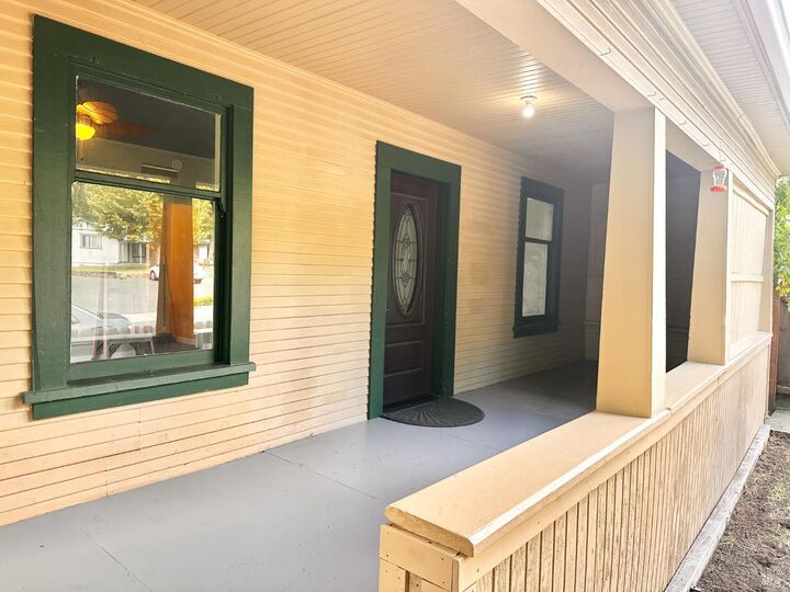 Property Photo: 137 Ford Street CA 95482