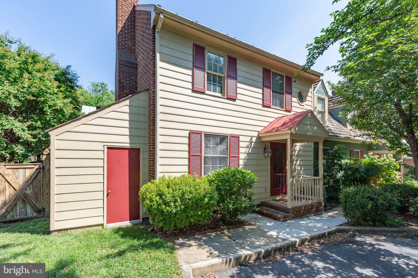 Property Photo:  823 College Avenue  VA 22401 
