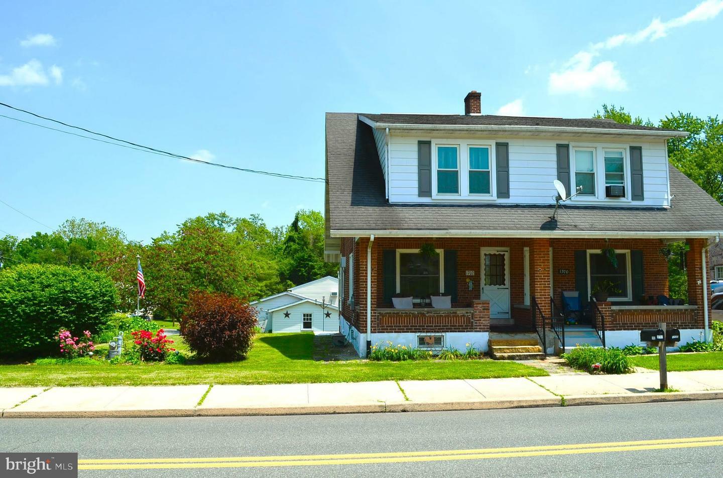 Property Photo:  1702 S Main Street  PA 19505 