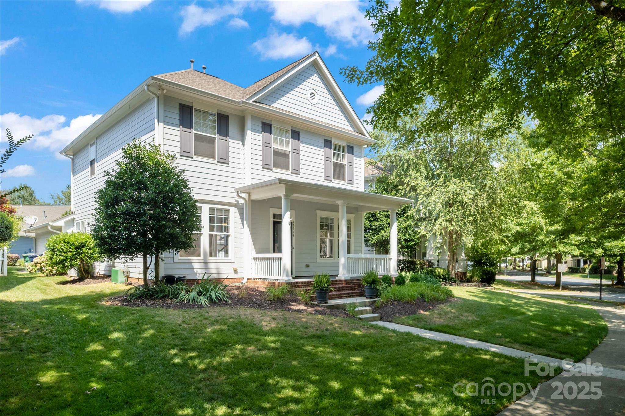 Property Photo: 17514 Harbor Walk Drive NC 28031