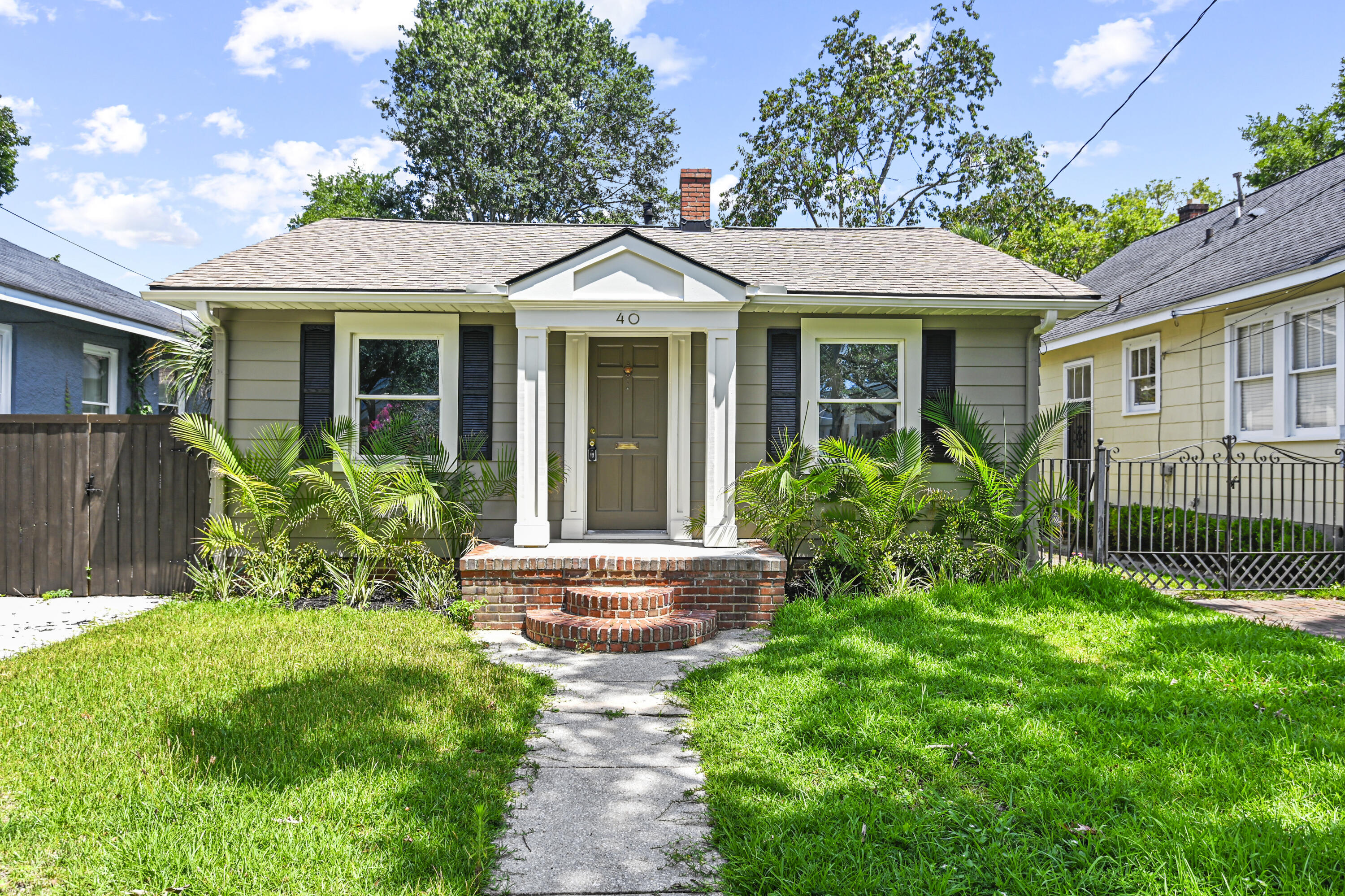 Property Photo: 40 Dunnemann Avenue SC 29403