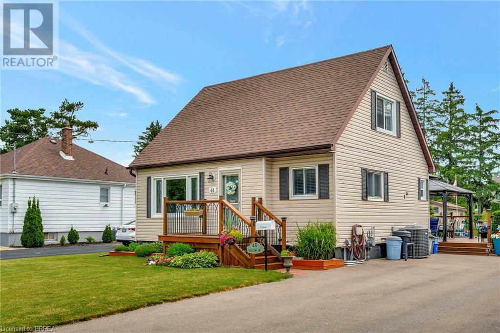 Property Photo: 48 Willow Drive ON N3R 2W4