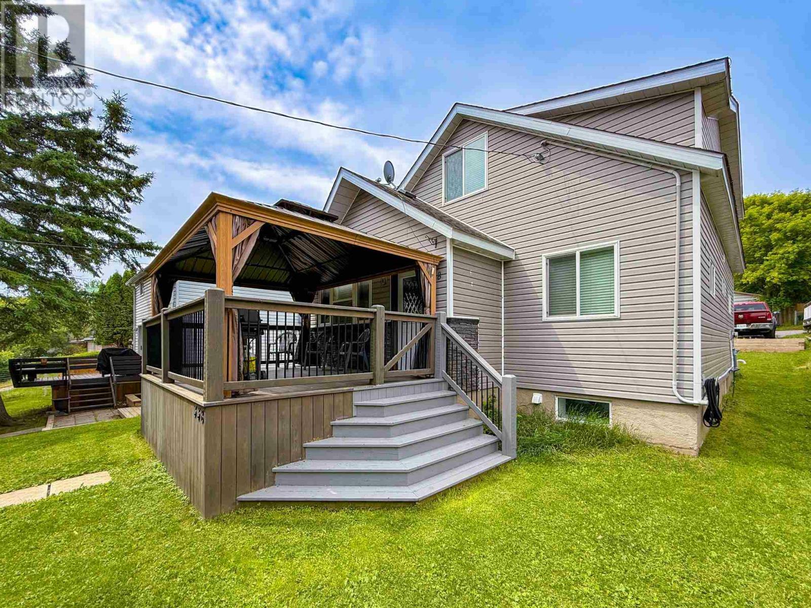 338 Eighth Avenue South  Kenora ON P9N 2H6 photo