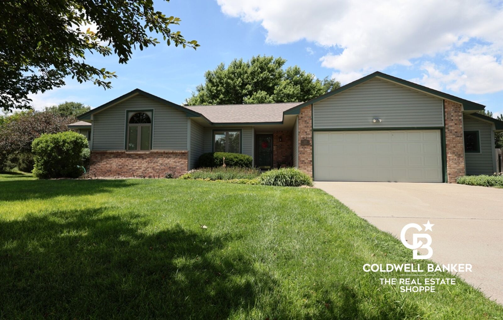 Property Photo:  103 Wellington Place  KS 67846 