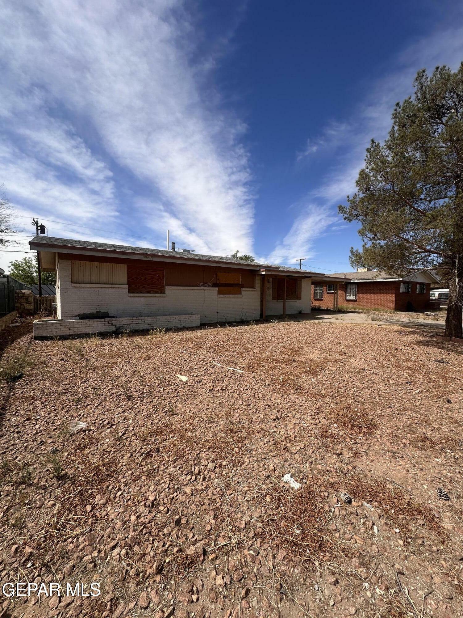 Property Photo:  5624 Sanders Avenue  TX 79924 
